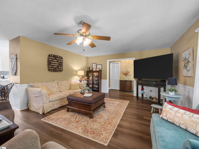 129 Foster Road, Roebuck, SC 29376