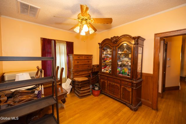 1719 Eastern Parkway, Schenectady, NY 12309