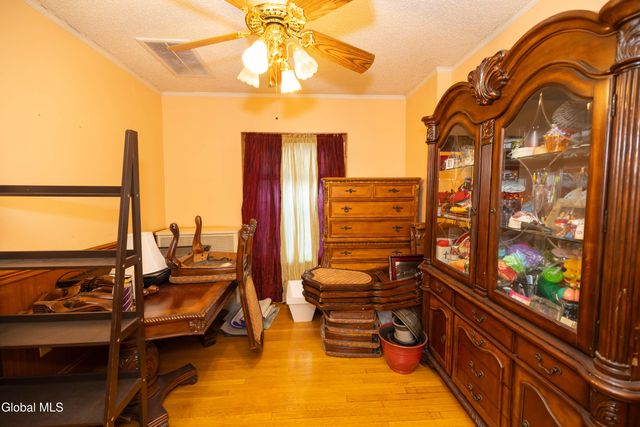 1719 Eastern Parkway, Schenectady, NY 12309