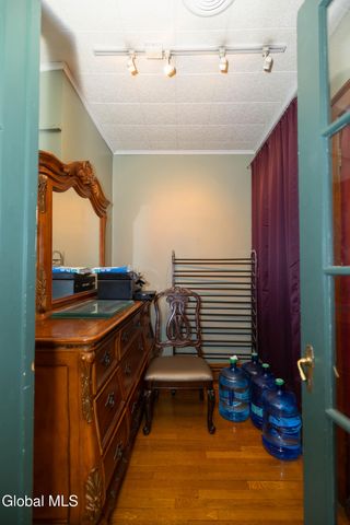 1719 Eastern Parkway, Schenectady, NY 12309