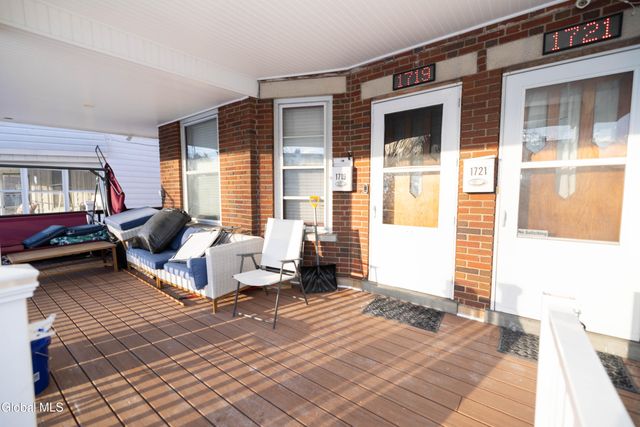 1719 Eastern Parkway, Schenectady, NY 12309