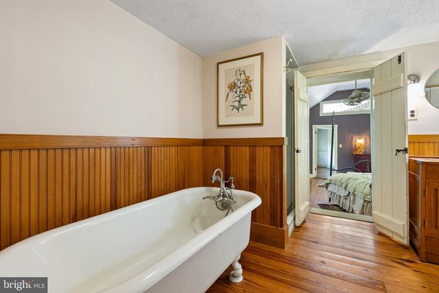 384 BLACKSNAKE RD, Elkton, MD 21921