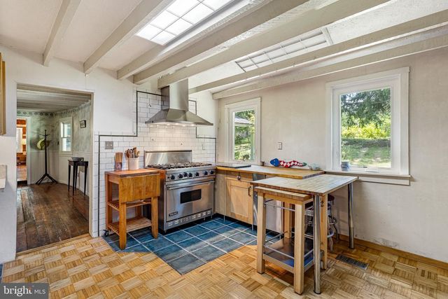 384 BLACKSNAKE RD, Elkton, MD 21921