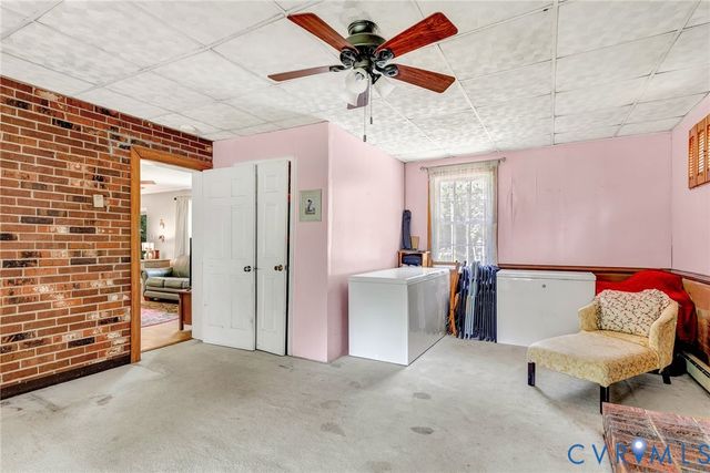 8218 Elm Dr, Hanover, VA 23111