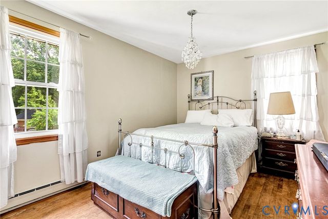 8218 Elm Dr, Hanover, VA 23111