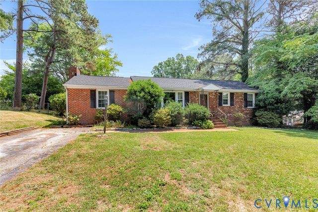 8218 Elm Dr, Hanover, VA 23111