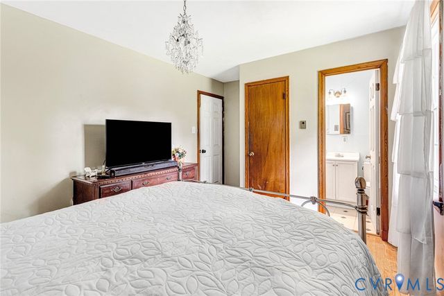 8218 Elm Dr, Hanover, VA 23111