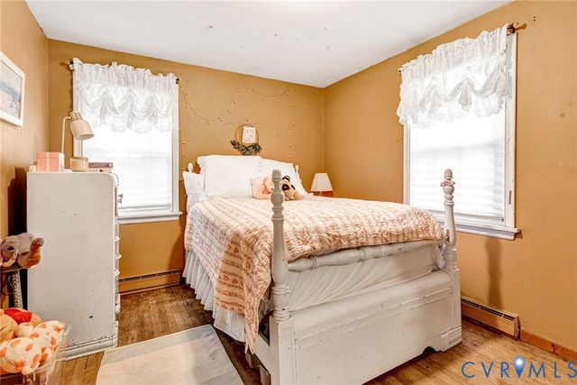 8218 Elm Dr, Hanover, VA 23111