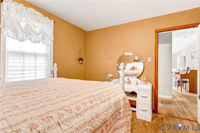 8218 Elm Dr, Hanover, VA 23111