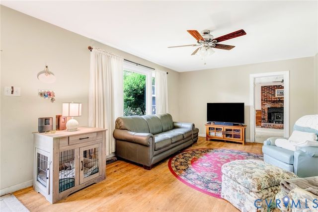 8218 Elm Dr, Hanover, VA 23111