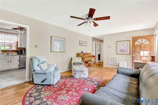 8218 Elm Dr, Hanover, VA 23111