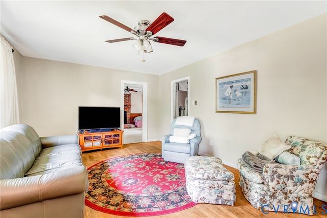 8218 Elm Dr, Hanover, VA 23111