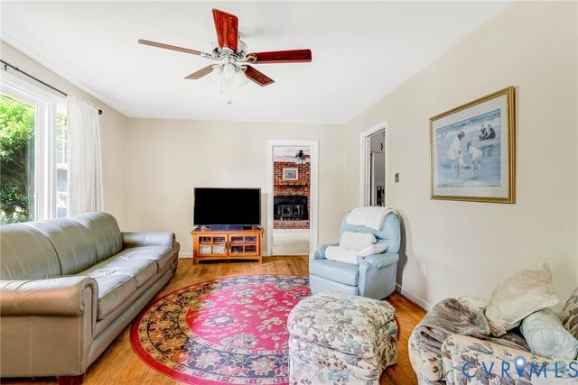 8218 Elm Dr, Hanover, VA 23111
