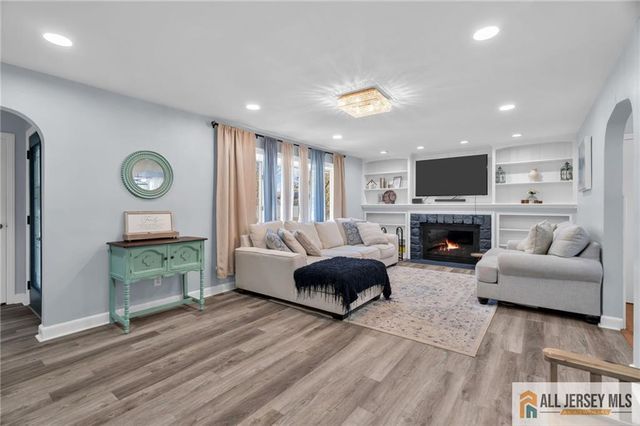 785 3rd Street, Dunellen, NJ 08812