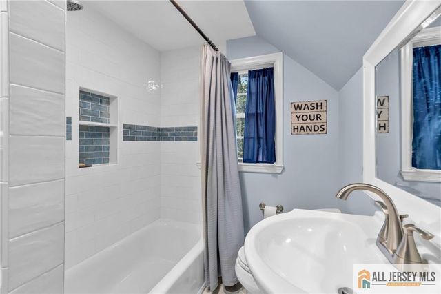 785 3rd Street, Dunellen, NJ 08812