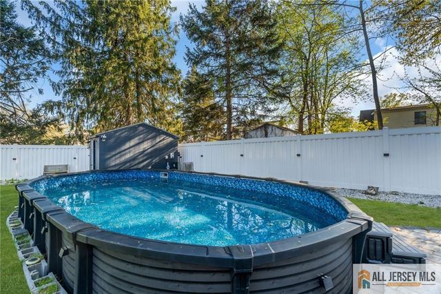 785 3rd Street, Dunellen, NJ 08812