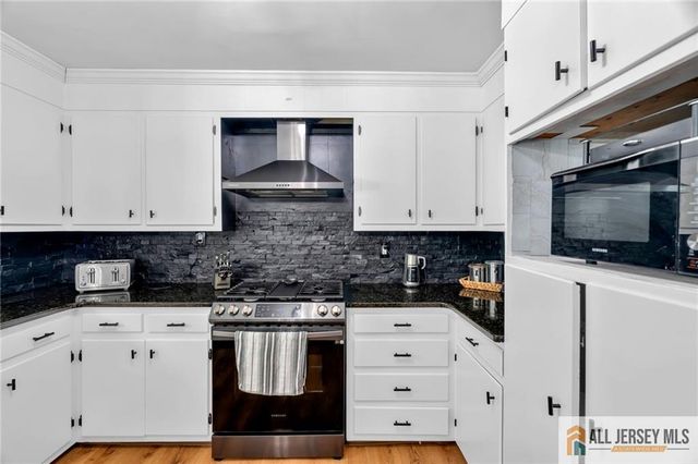 785 3rd Street, Dunellen, NJ 08812