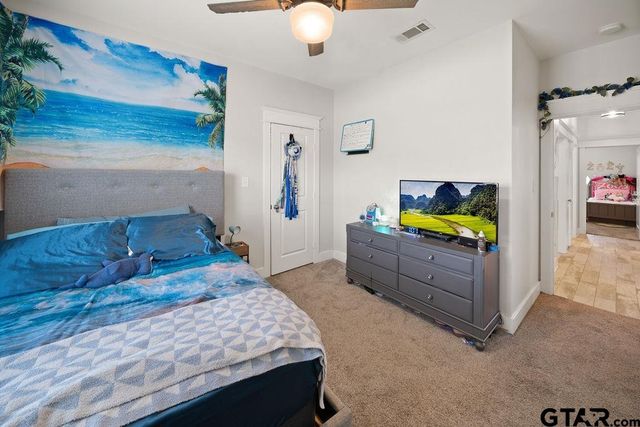 217 Smith Cir, Lindale, TX 75771
