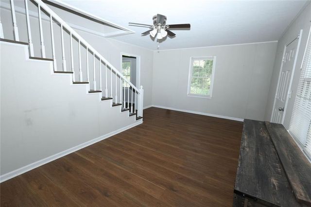 218 E East Bonacre Road, Cataula, GA 31804