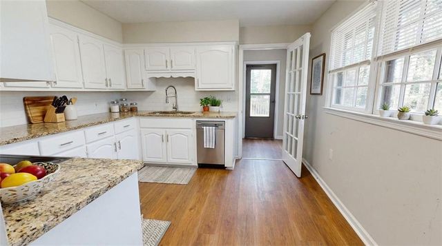 218 E East Bonacre Road, Cataula, GA 31804