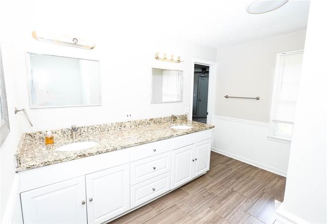 218 E East Bonacre Road, Cataula, GA 31804