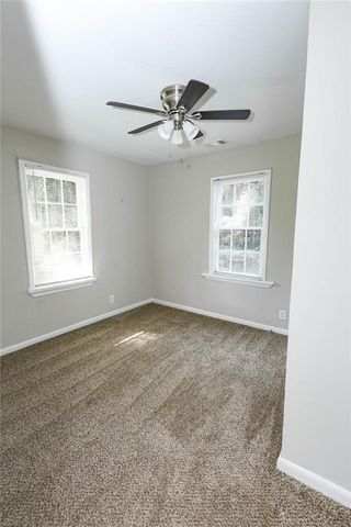 218 E East Bonacre Road, Cataula, GA 31804