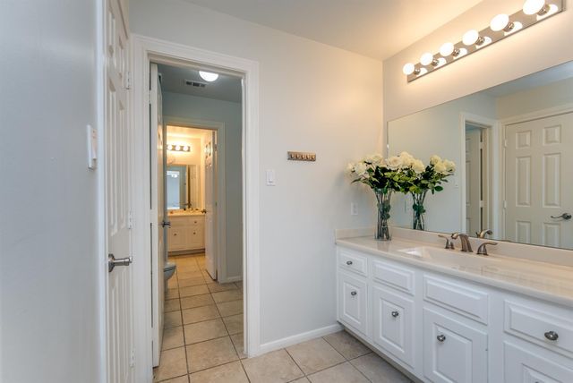 5351 Summer Snow Drive, Houston, TX 77041