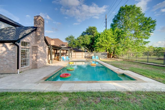 5351 Summer Snow Drive, Houston, TX 77041