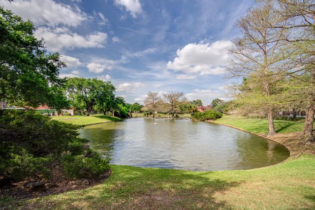 5351 Summer Snow Drive, Houston, TX 77041