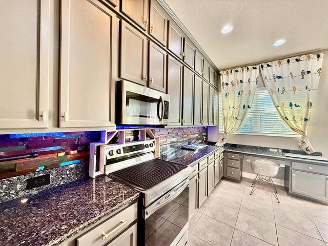 6414 SALT CREEK AVENUE, Apollo Beach, FL 33572