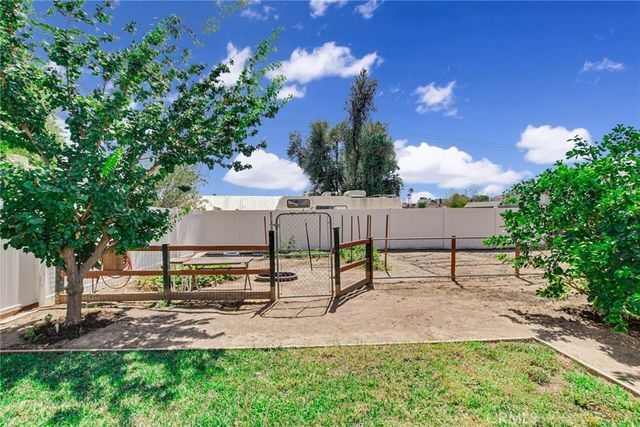 33745 Bethel Avenue, Hemet, CA 92545