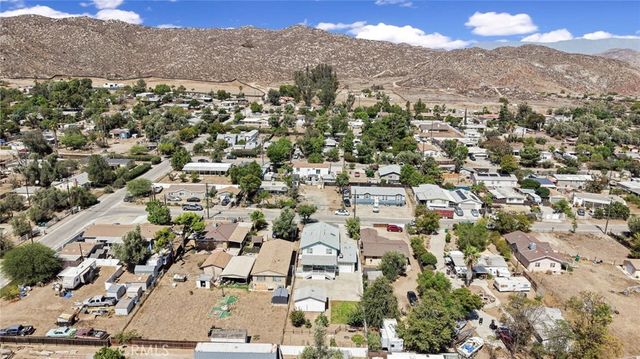 33745 Bethel Avenue, Hemet, CA 92545