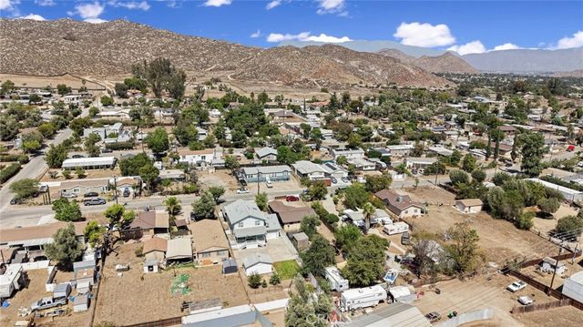33745 Bethel Avenue, Hemet, CA 92545