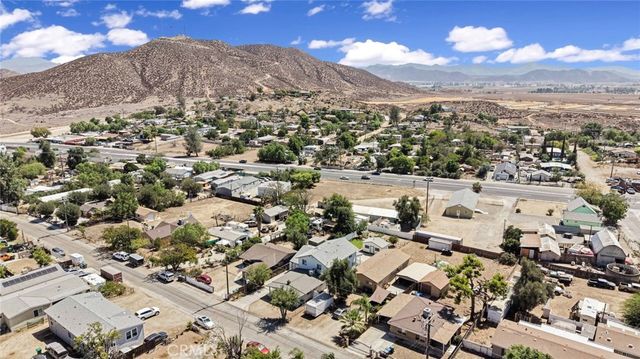 33745 Bethel Avenue, Hemet, CA 92545