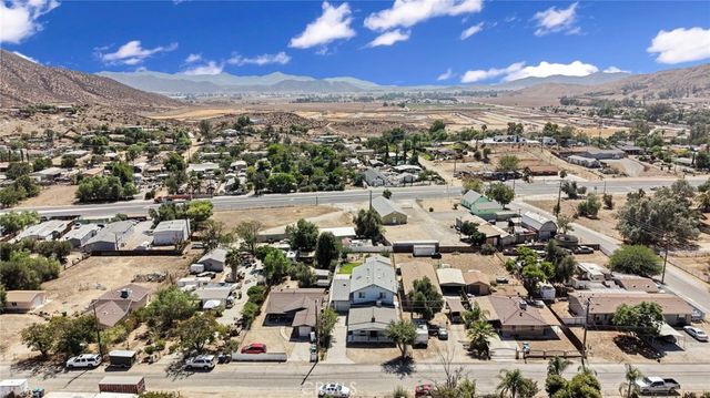 33745 Bethel Avenue, Hemet, CA 92545