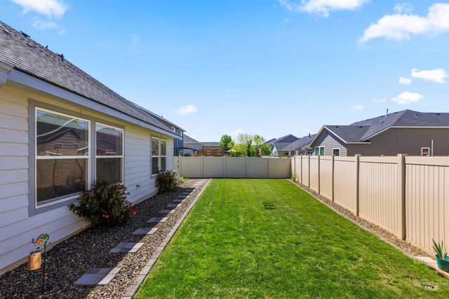 929 N Union Way, Star, ID 83669
