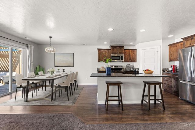 929 N Union Way, Star, ID 83669