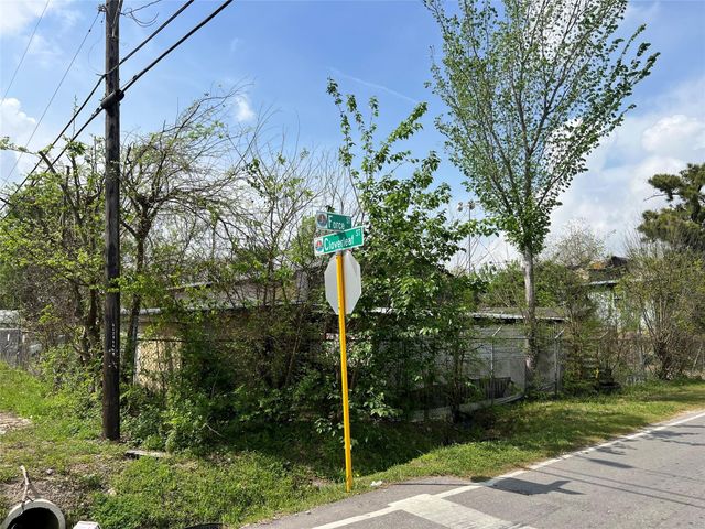 14344 Force Street, Houston, TX 77015