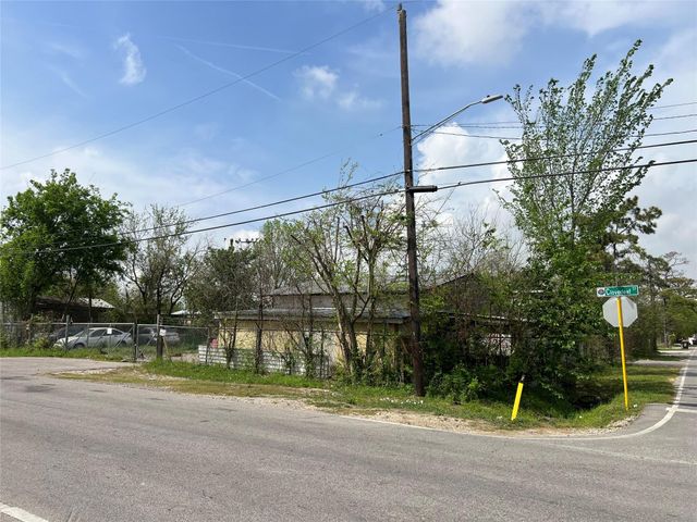 14344 Force Street, Houston, TX 77015