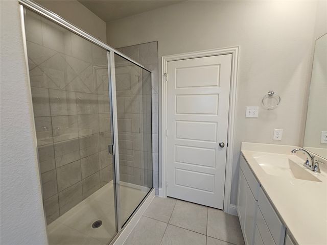 2803 18th Street W, Irving, TX 75060