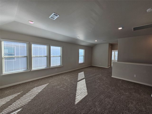 2803 18th Street W, Irving, TX 75060