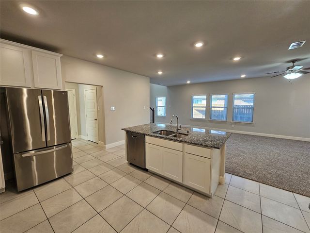 2803 18th Street W, Irving, TX 75060