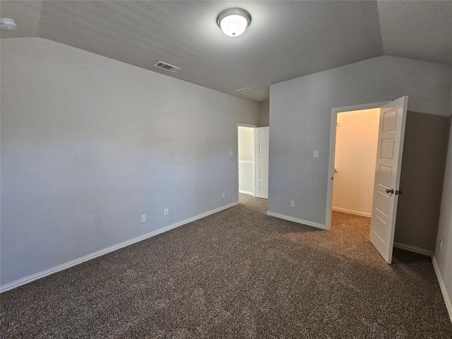 2803 18th Street W, Irving, TX 75060