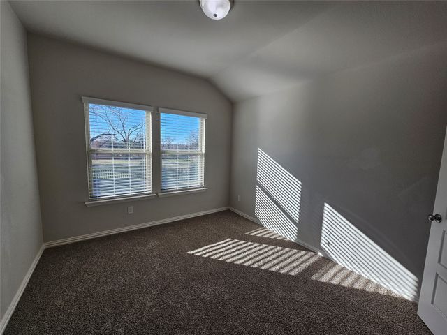 2803 18th Street W, Irving, TX 75060