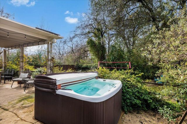 4051 Pauline Cir, Loomis, CA 95650