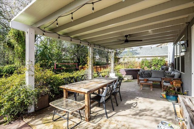 4051 Pauline Cir, Loomis, CA 95650