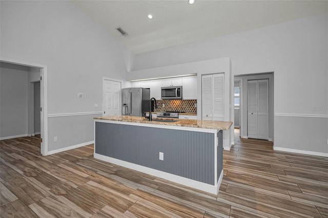 802 ANCHORS WAY, Tarpon Springs, FL 34689