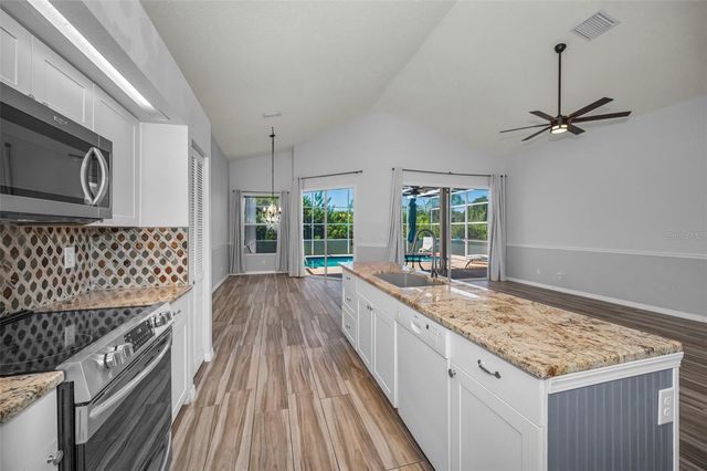 802 ANCHORS WAY, Tarpon Springs, FL 34689
