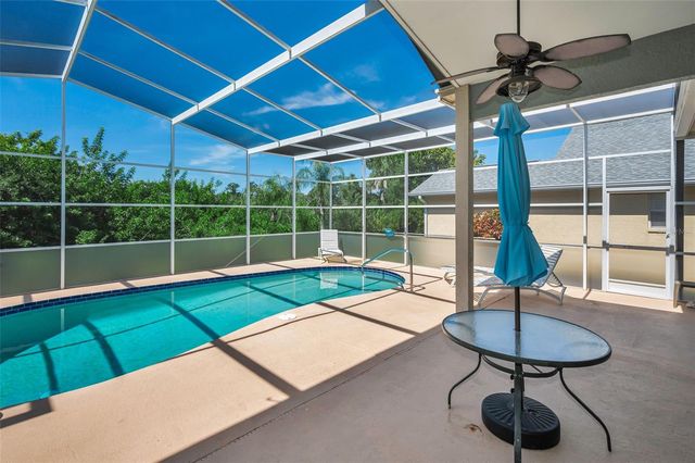 802 ANCHORS WAY, Tarpon Springs, FL 34689