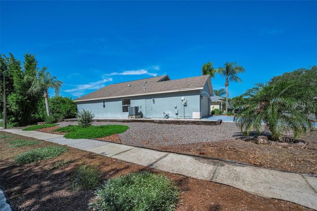 802 ANCHORS WAY, Tarpon Springs, FL 34689